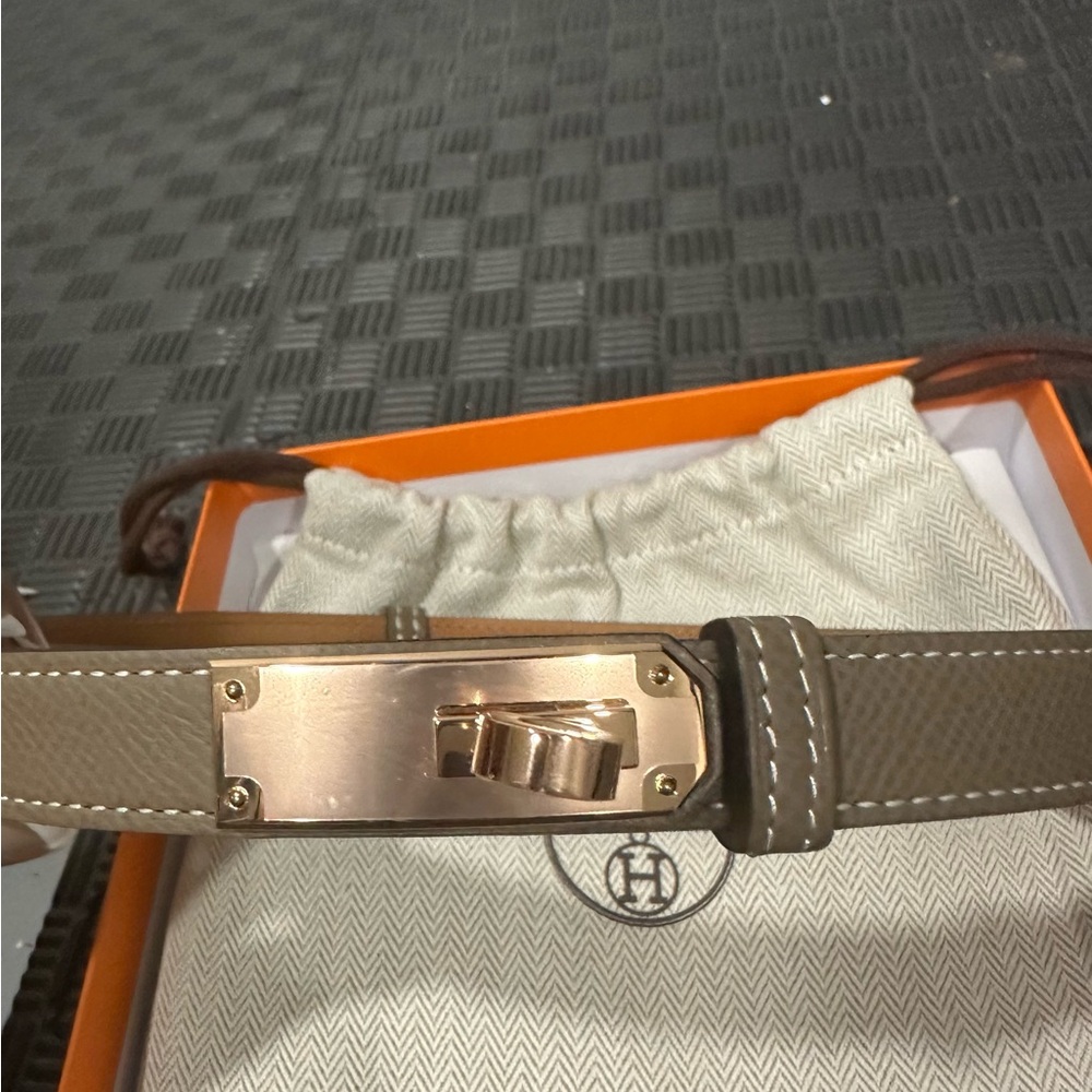 Hermes Kelly Belt - Etoupe with Rose Gold Hardware